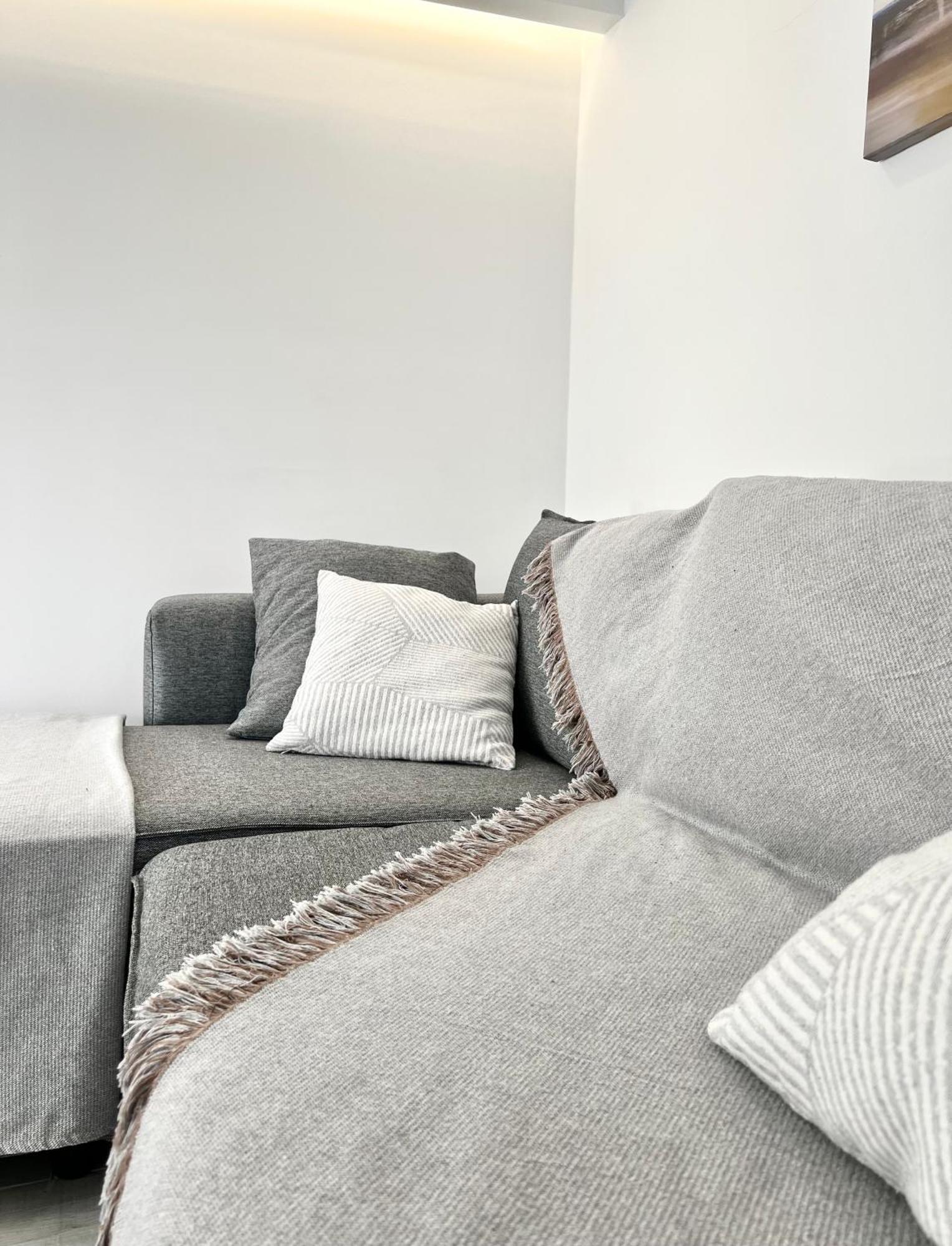 Camara'S Gem Apartment Poros Town Luaran gambar
